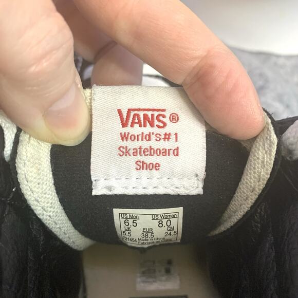 Vans Sk8 Hi Black White Suede High Top Sneakers, Men’s 6.5, Women’s Size 8 main image 9